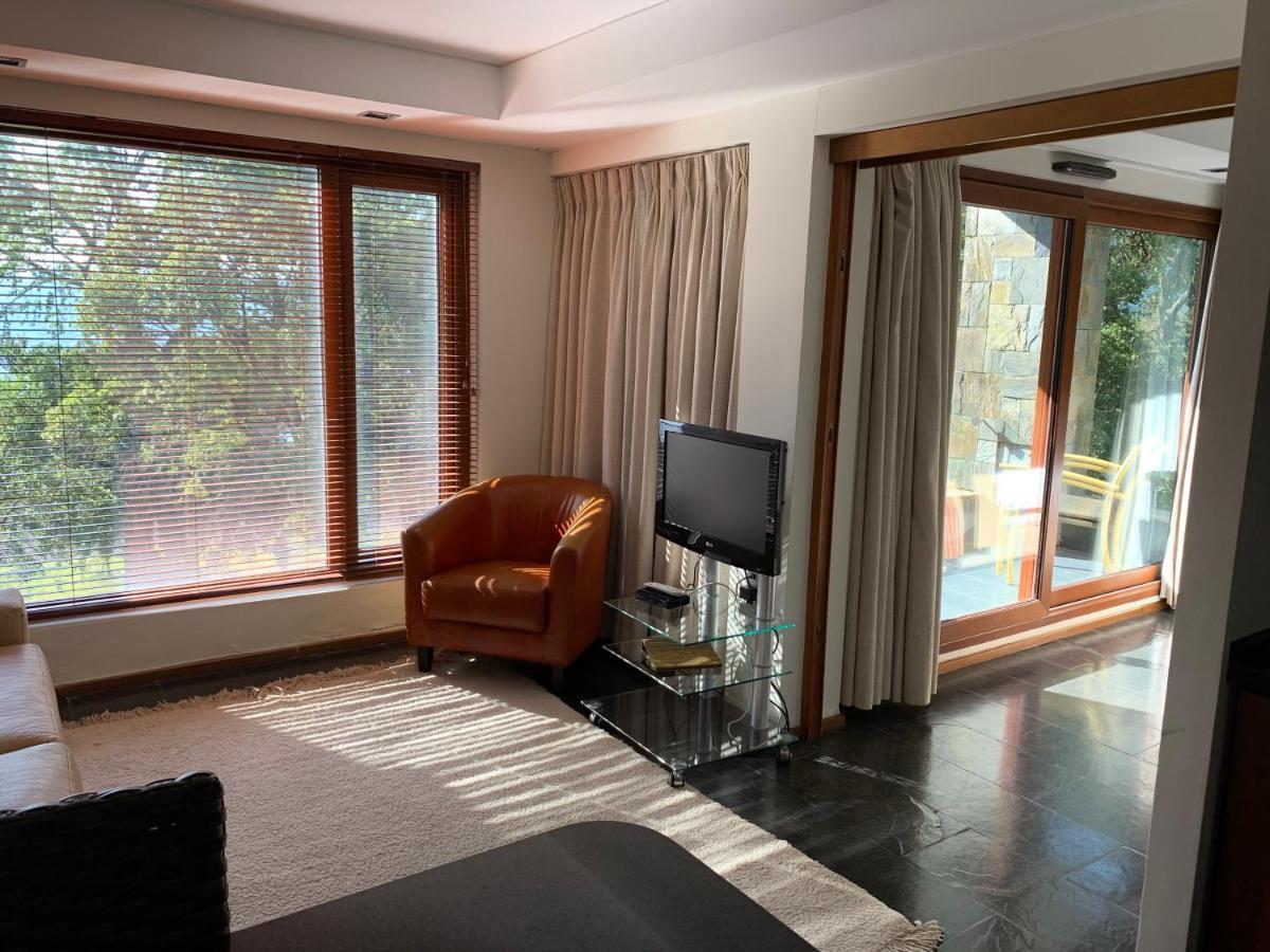 Hotel Playa Grande Suites Pucon Exterior photo